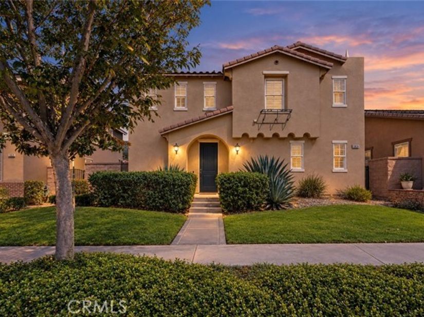 15834 Vienna, Fontana CA 92336