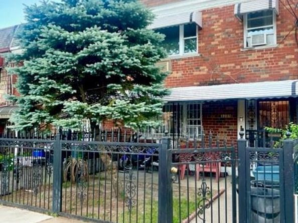 3231 Grace Avenue, Bronx NY 10469