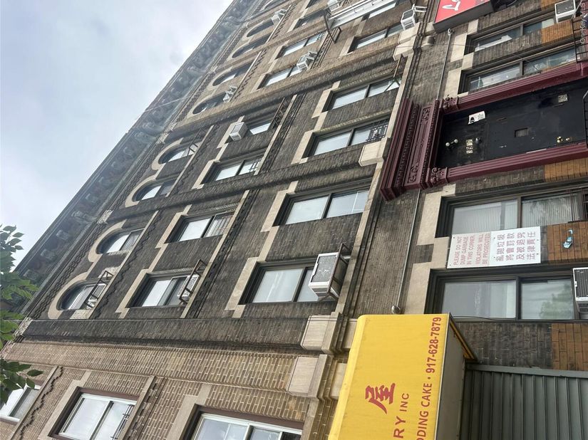 5907 4th Avenue, Brooklyn NY 11220
