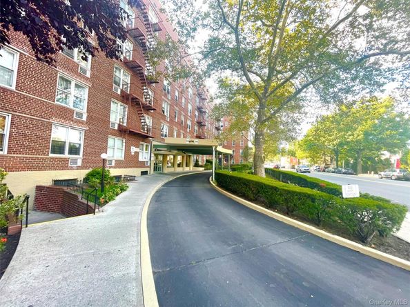 5930 108th Street 7HH, Corona NY 11368