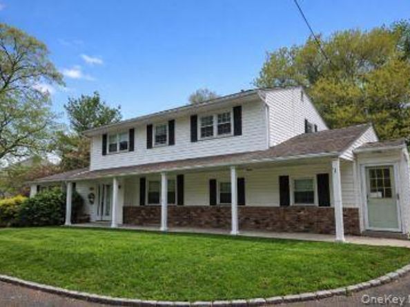 161 Lower Sheep Pasture Road, East Setauket NY 11733