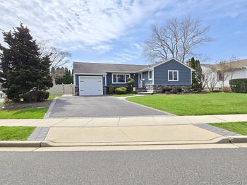 22 Clifford Drive