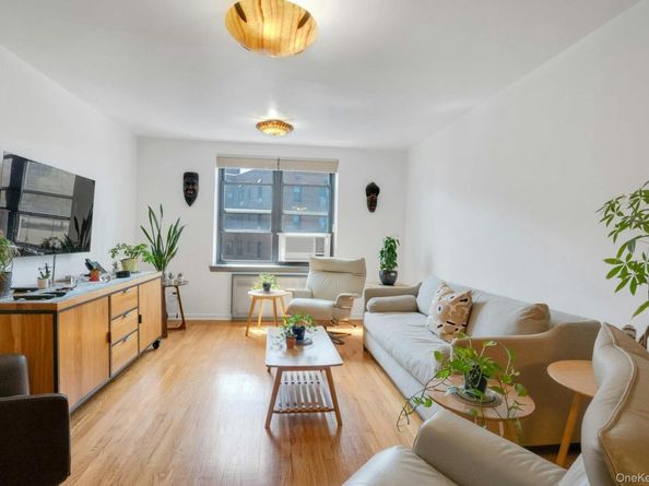 445 W 240th Street 6A, Bronx NY 10463