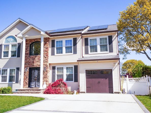 65 Williams Avenue, Amityville NY 11701