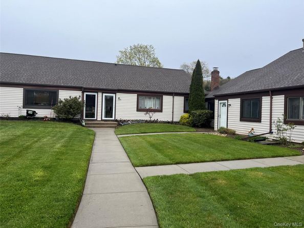 50 Gauguin Court 50, Middle Island NY 11953