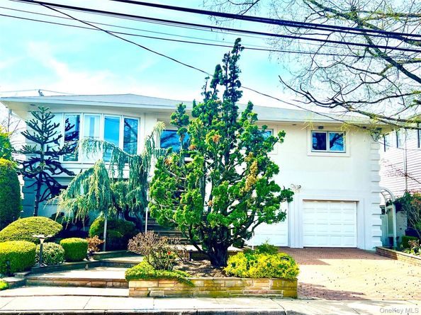 728 Arbuckle Avenue, Woodmere NY 11598