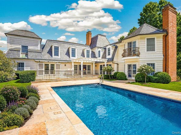 299 Narrow Lane, Southampton NY 11968
