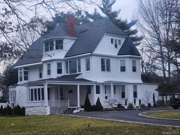 129 Hilton Avenue, Hempstead NY 11550