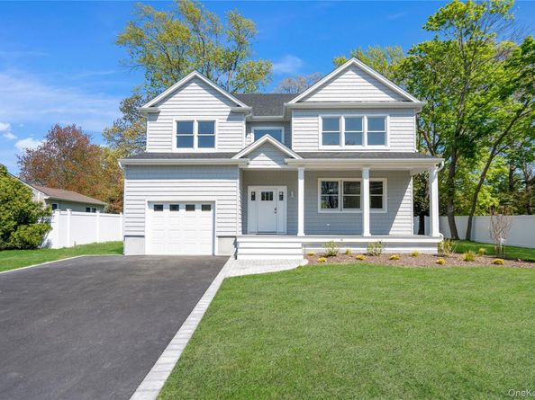 969 Manor Lane, Bay Shore NY 11706