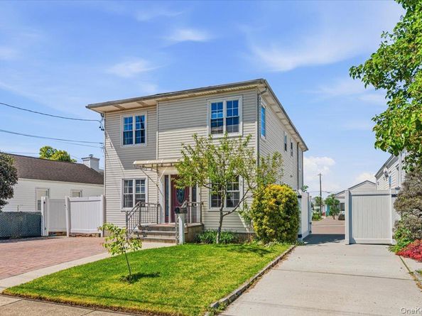 109 Gordon Avenue, Westbury NY 11590