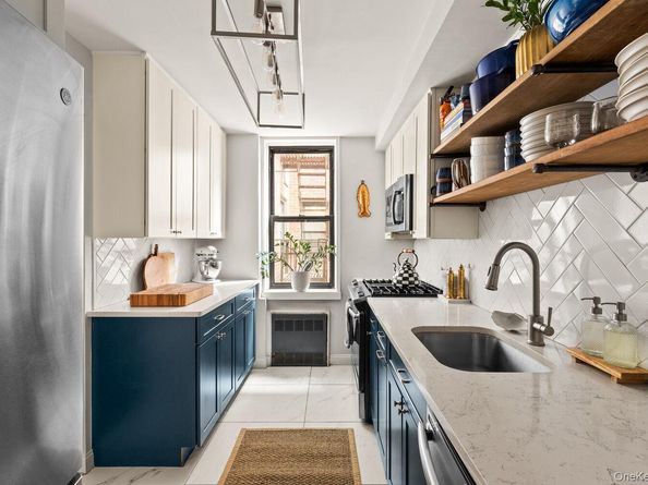 345 WEBSTER Avenue 2G, Brooklyn NY 11230