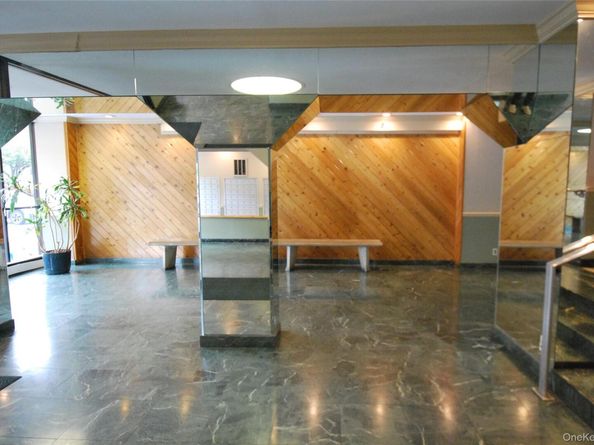 1523 Central Park Avenue 5F, Yonkers NY 10710