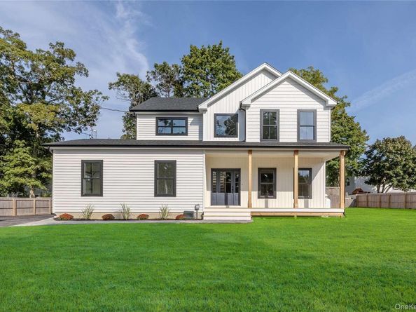 N/C Pleasant Lot 1 Avenue, Centereach NY 11720