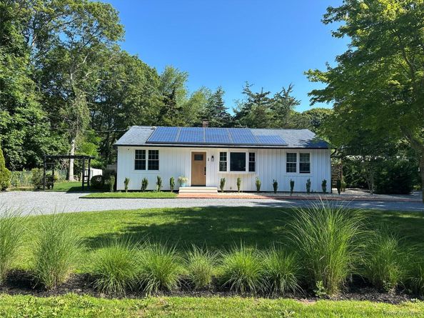 10 Chevy Chase Road, Hampton Bays NY 11946