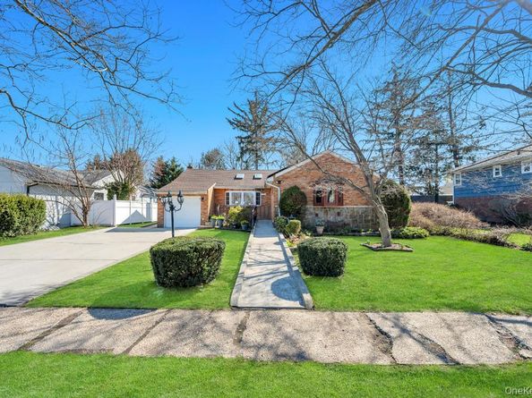 96 Rosedale Road, North Woodmere NY 11581