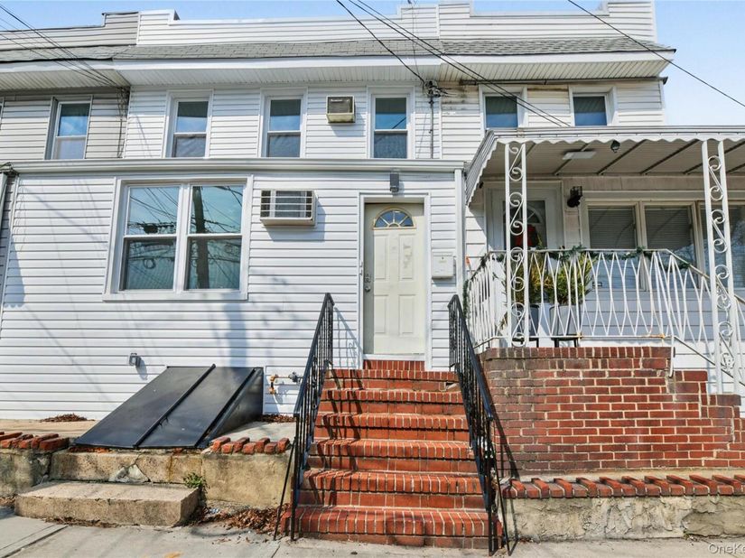 7947 68th Road, Middle Village NY 11379