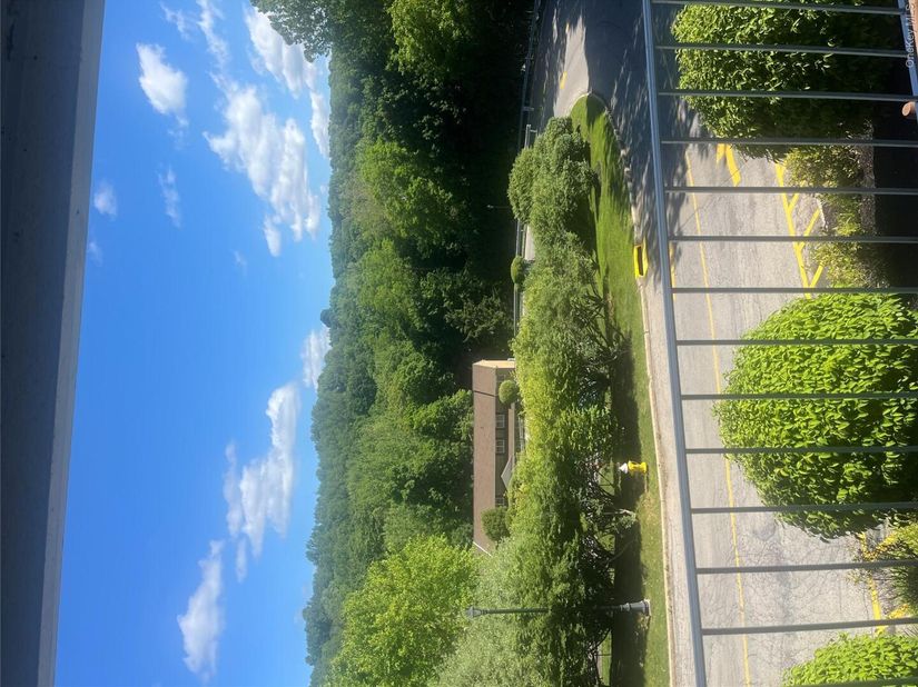 1840 Crompond Road 9B7, Peekskill NY 10566