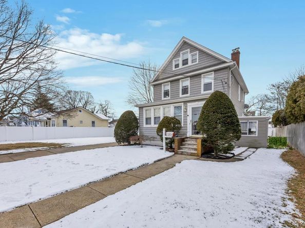 218 Woodlawn Road, West Hempstead NY 11552