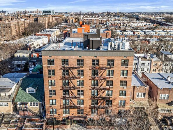 50-21 39th Place 4H, Sunnyside NY 11104