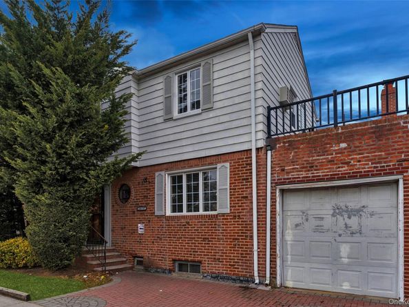 166-07 Union Turnpike, Fresh Meadows NY 11366