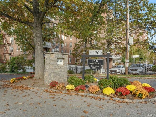 1200 Midland Avenue 8f, Bronxville NY 10708