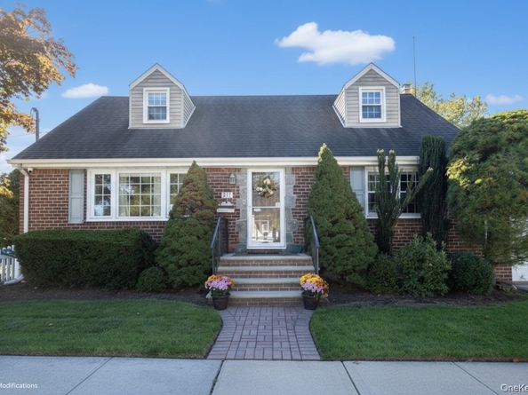 301 Concord Avenue, West Hempstead NY 11552