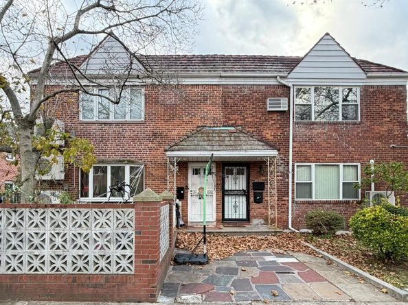 73-60 198th Street, Fresh Meadows NY 11366