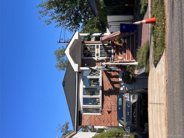 13639 220th Place, Laurelton NY 11413