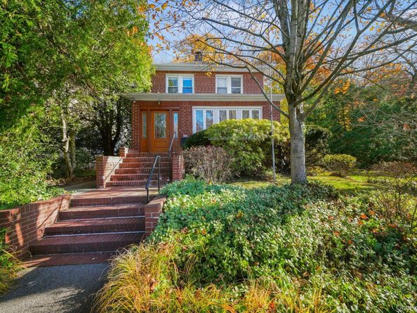 90 Rosedale Avenue, Hastings-on-Hudson NY 10706