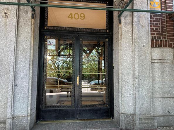 409 Edgecombe Avenue 7F, New York (Manhattan) NY 10032