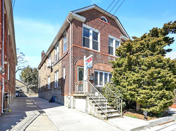 29-42 164th Street, Flushing NY 11358