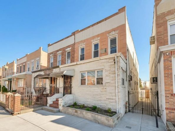 6144 Eliot Avenue, Middle Village NY 11379