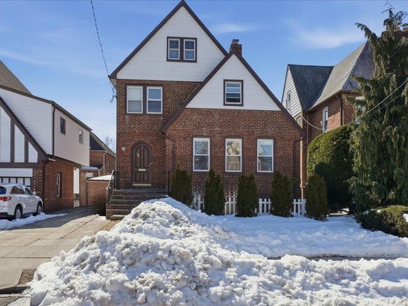 56 Northumberland, Lynbrook NY 11563