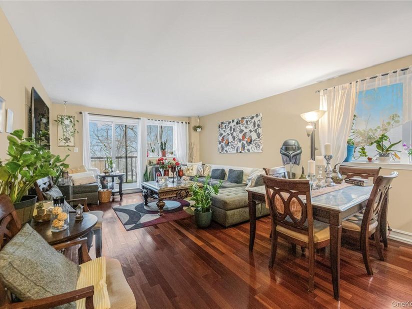 3220 Fairfield Avenue 5A, Bronx NY 10463
