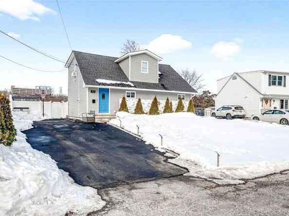 53 Hazelton Road, Yonkers NY 10710