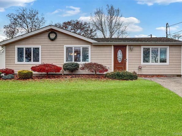 134 Boyle Road, Selden NY 11784