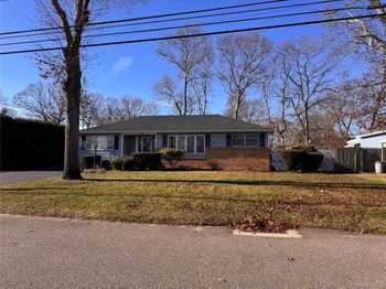 210 Schoenfeld Boulevard