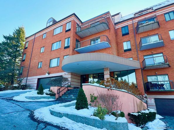 24 Ray Place 14, Scarsdale NY 10583