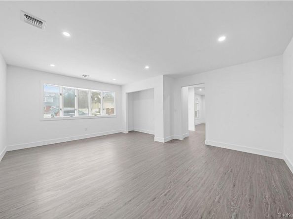 200 Irish Lane, Islip Terrace NY 11752