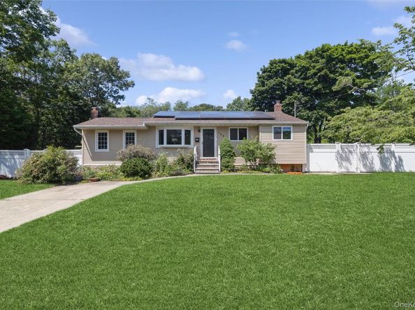 1560 Brightshore Boulevard, Bay Shore NY 11706
