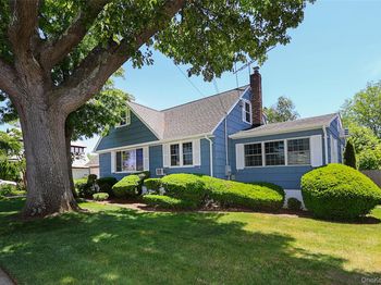 15 Hemlock Street