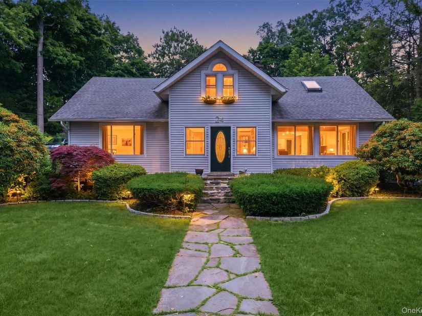24 Tamarack Road, Mahopac NY 10541