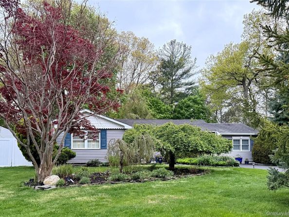 71 Ridge Haven Drive, Ridge NY 11961