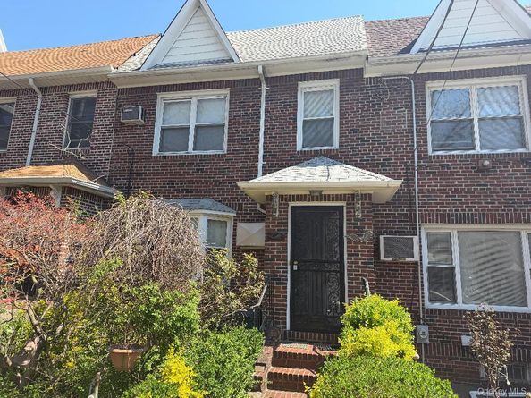 6333 83rd Street, Middle Village NY 11379