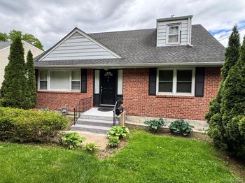 15 Orchard Parkway