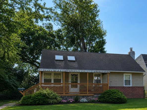30 Anderson Avenue, North Babylon NY 11703