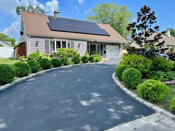 87 Matsunaye Drive