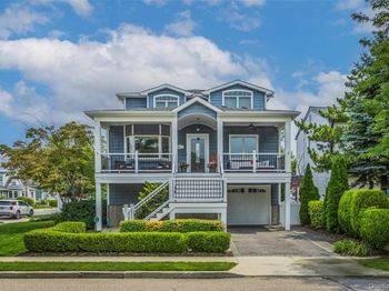 401 Little East Neck Road S