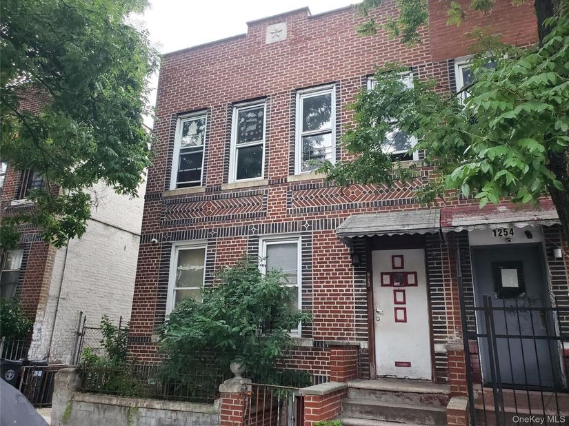 1256 Noble Avenue, Bronx NY 10472