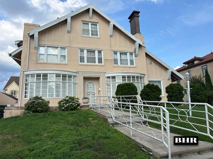 171 Girard Street, Brooklyn NY 11235